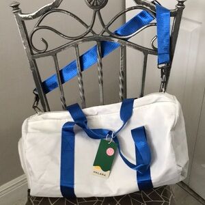 NEW - HALARA Random White/ Blue Color Zipper Gym Bag
